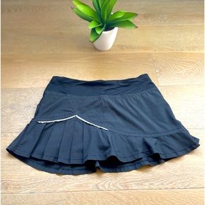 Lululemon skirt size 4